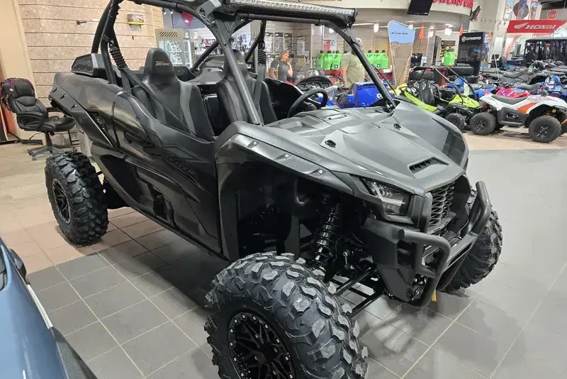 2025 KAWASAKI TERYX KRX 1000 BLACKOUT EDITION MATTE SPARK BLACK 