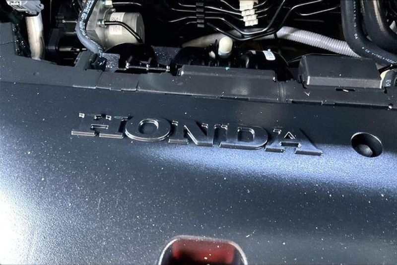 Used 2023 Honda HR-V SportImage 32