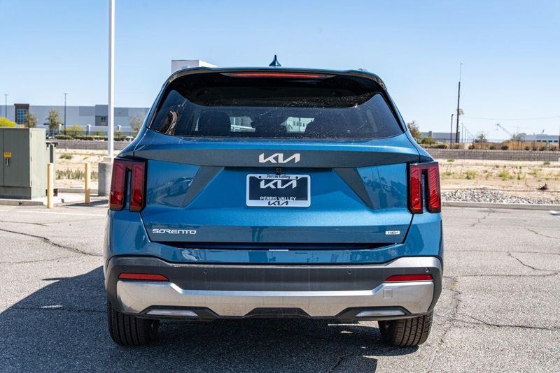 New 2026 Kia Sorento Hybrid EXImage 6