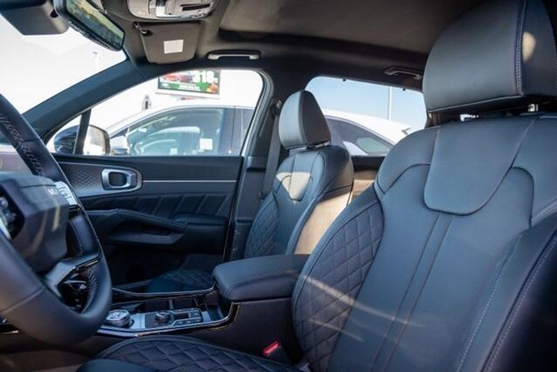 New 2026 Kia Sorento Hybrid X-Line SX PrestigeImage 13