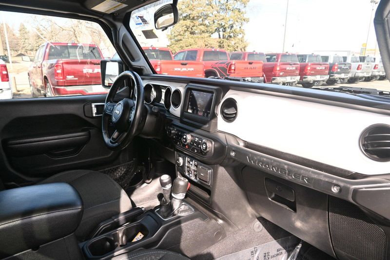 2021 Jeep Wrangler Unlimited IslanderImage 17