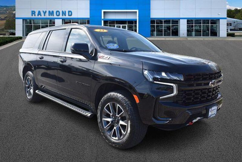 Used 2023 Chevrolet Suburban Z71Image 1