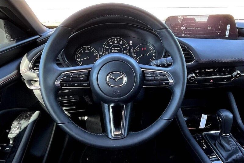 2024 Mazda Mazda3 2.5 S Carbon EditionImage 5