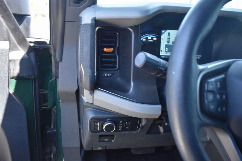 Used 2023 Ford Bronco BadlandsImage 16