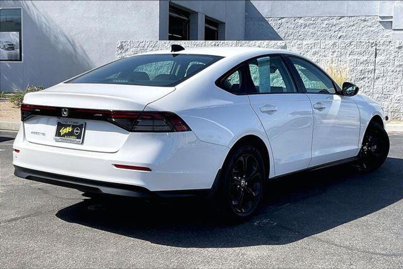 Used 2025 Honda Accord Sedan SEImage 13