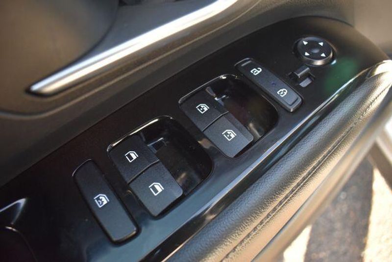 Used 2022 Hyundai Tucson Hybrid LimitedImage 24