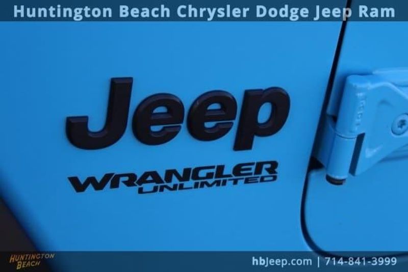 2021 Jeep Wrangler Unlimited WillysImage 11