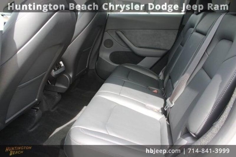 2023 Tesla Model Y Long RangeImage 29