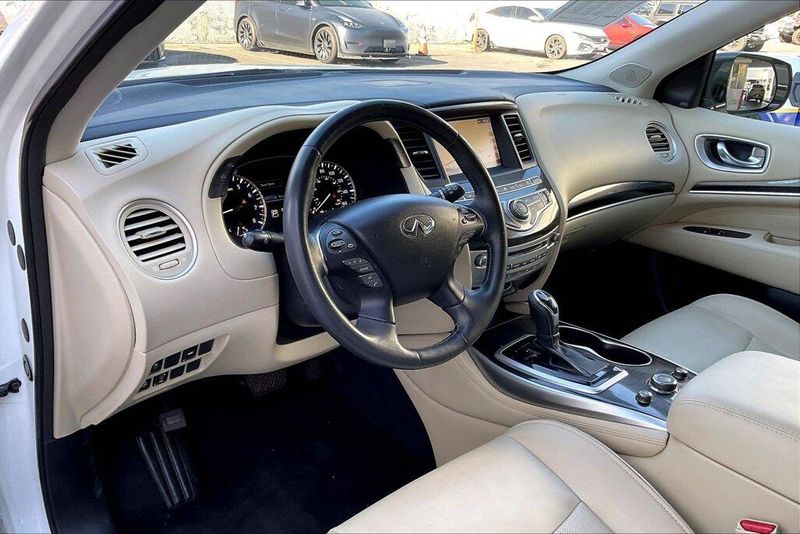 Used 2020 INFINITI QX60 LuxeImage 13