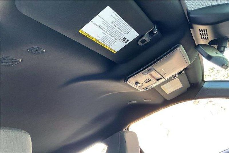 Used 2025 Toyota Tacoma SR5Image 29