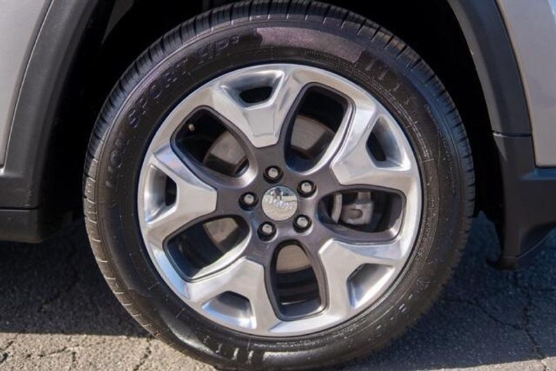 Used 2020 Jeep Compass LimitedImage 9