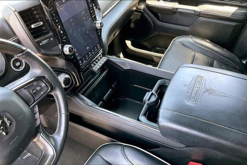 Used 2022 RAM 1500 LimitedImage 17