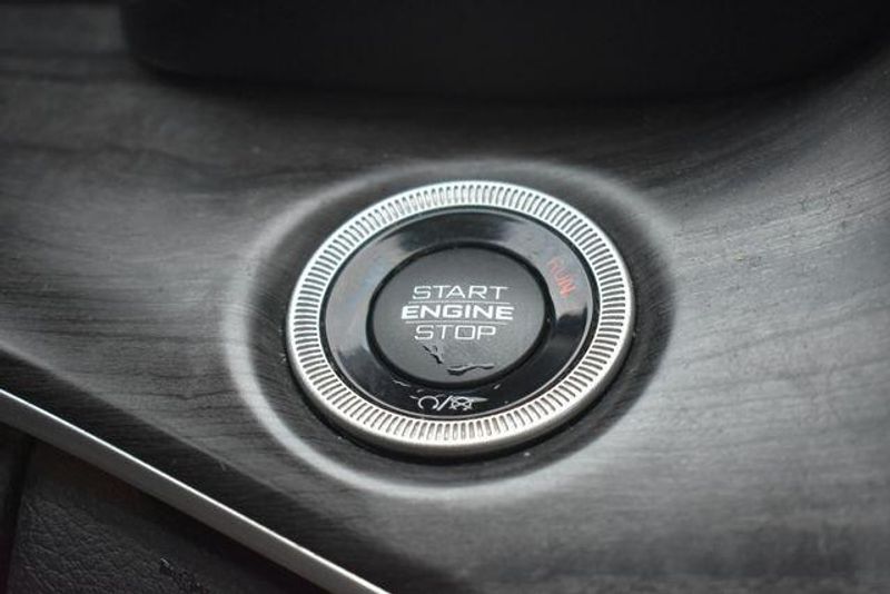 Used 2021 Jeep Grand-Cherokee-L LimitedImage 33