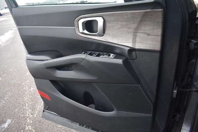 Used 2021 Kia Sorento EXImage 30