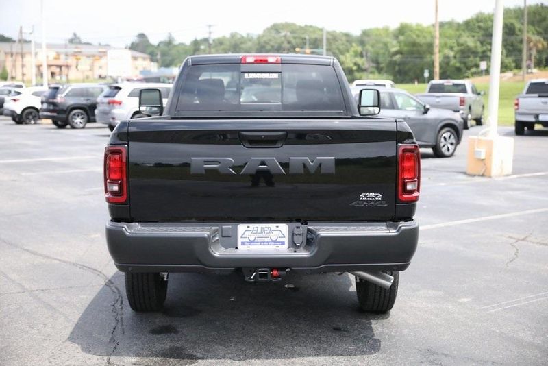 2025 RAM 2500 Tradesman Regular Cab 4x4 8