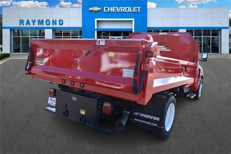 2024 Chevrolet Silverado 5500HD Work TruckImage 3