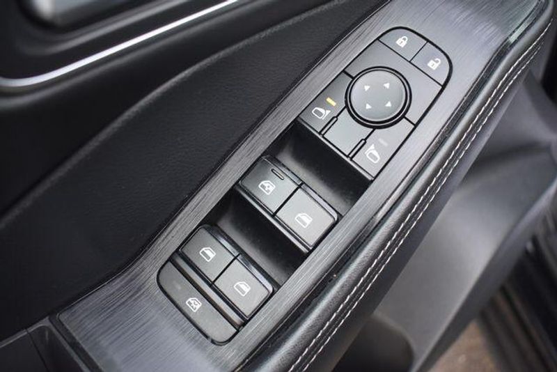 Used 2021 Nissan Rogue SVImage 21