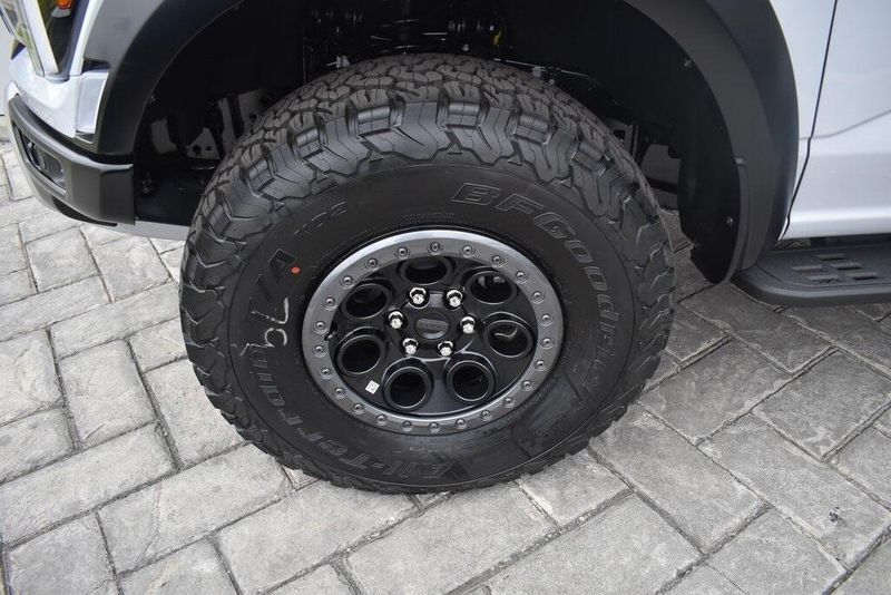 New 2025 Ford F-150 RaptorImage 4
