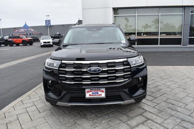 New 2025 Ford Explorer ActiveImage 24