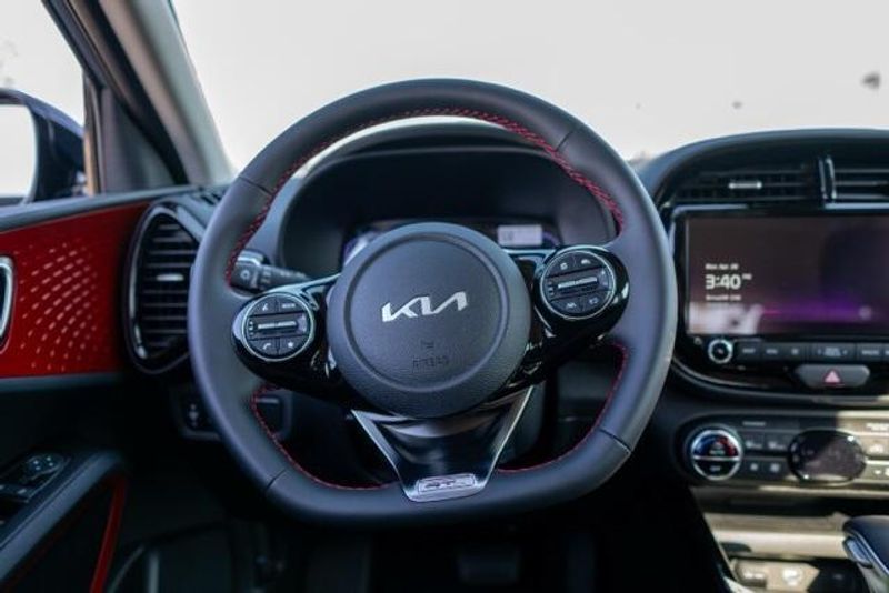 2025 Kia Soul GT-LineImage 14