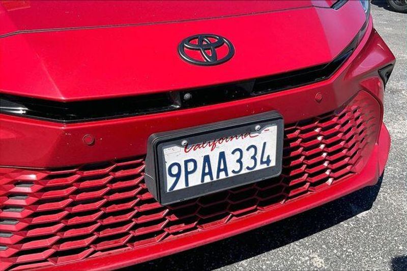 Used 2025 Toyota Camry XSEImage 30