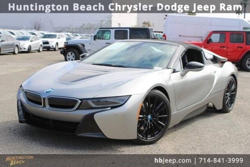 2019 BMW i8 BaseImage 13