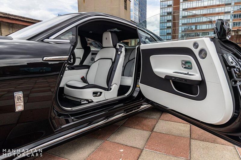 2024 Rolls-Royce Spectre Image 7