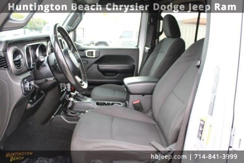 2022 Jeep Wrangler Unlimited Sport SImage 29