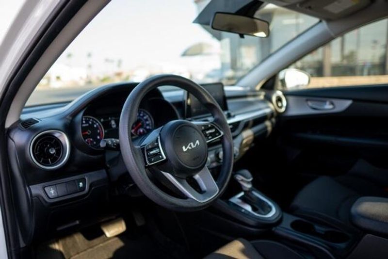 2022 Kia Forte LXSImage 10