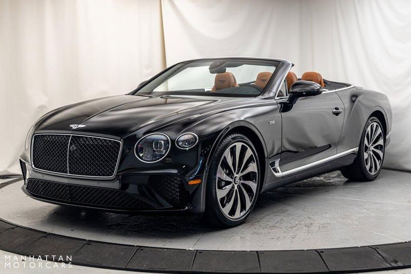 2024 Bentley Continental GT V8Image 1