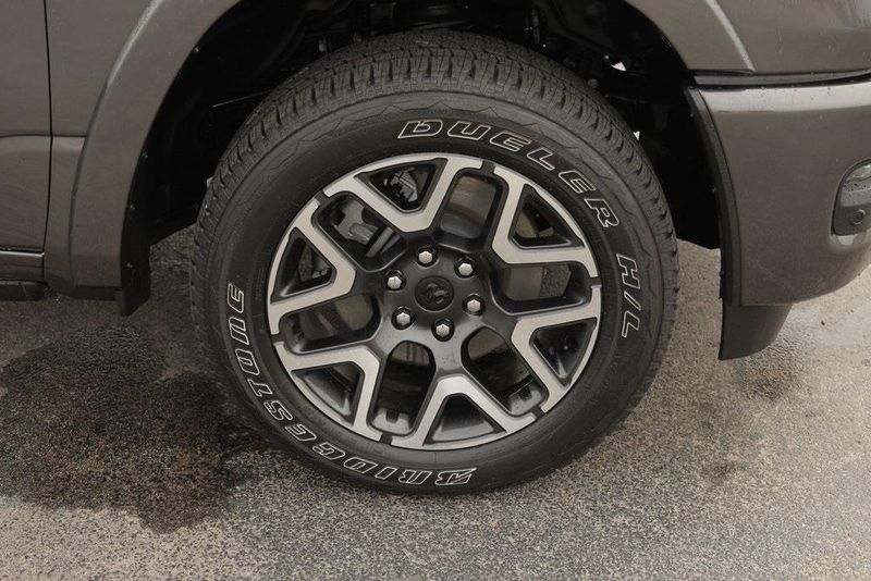 2025 RAM 1500 Laramie Crew Cab 4x4 5