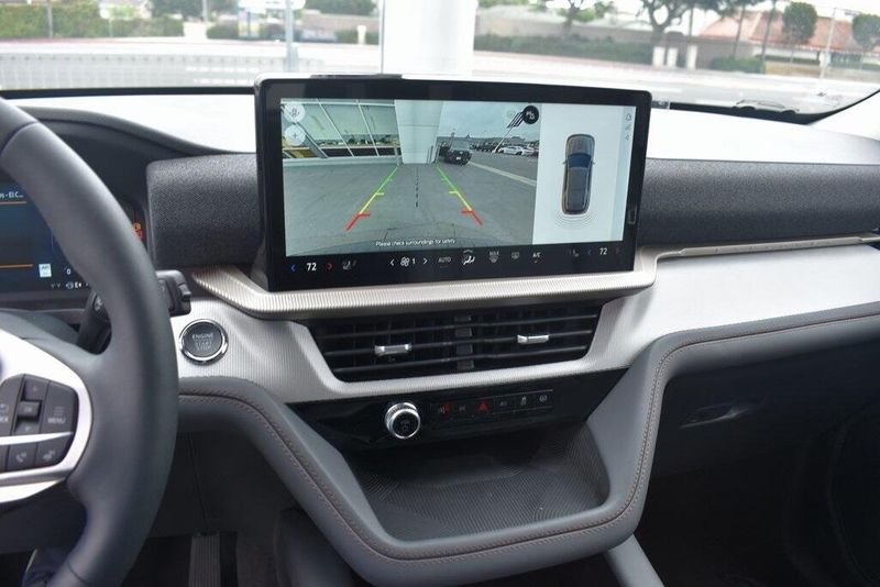 New 2025 Ford Explorer ActiveImage 19