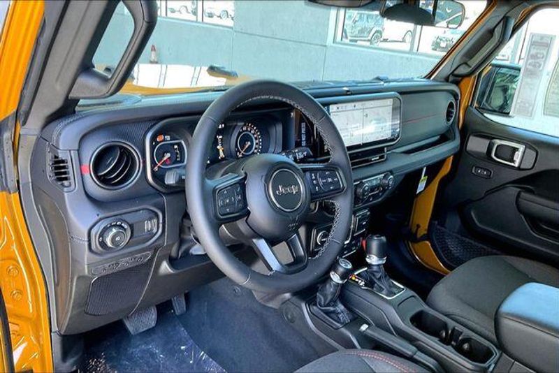 New 2026 Jeep Wrangler 4-door RubiconImage 6