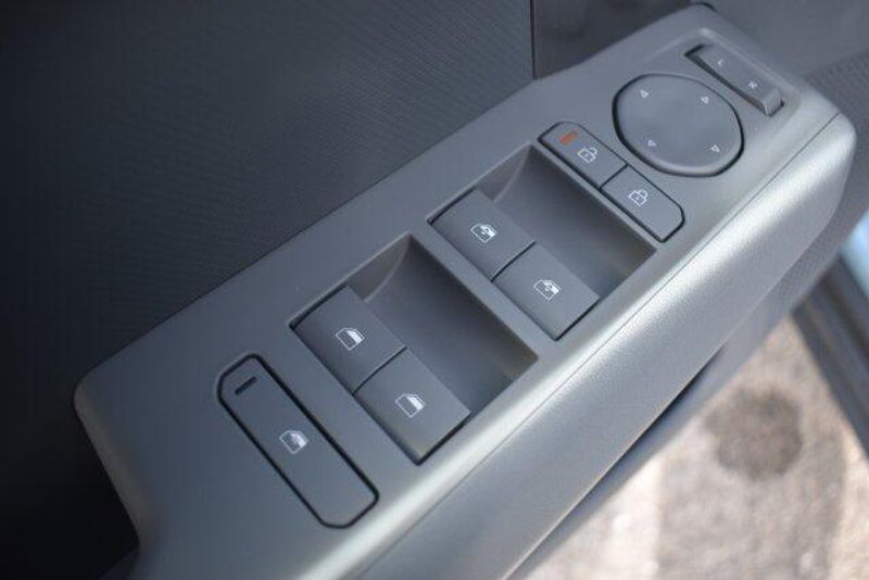 New 2027 Kia EV3 WindImage 19