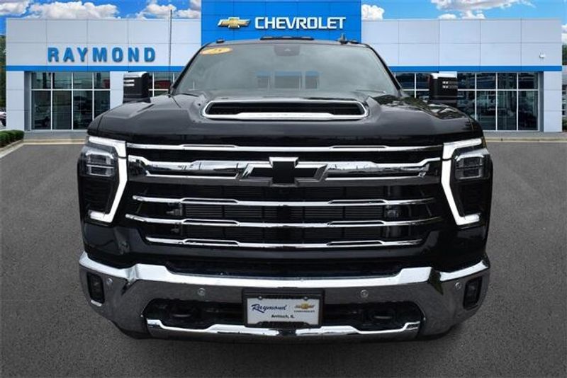 New 2025 Chevrolet Silverado 3500HD LTZImage 8