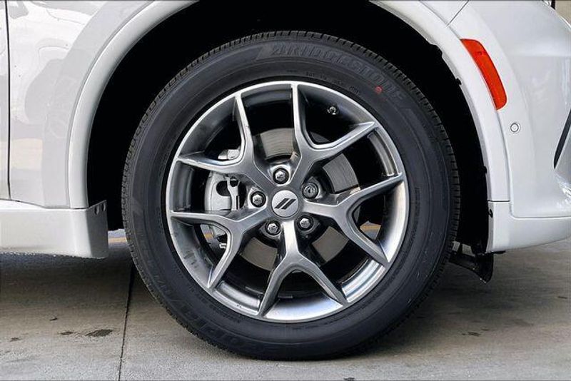 New 2026 Dodge Durango Gt Premium Awd Hemi V8Image 10