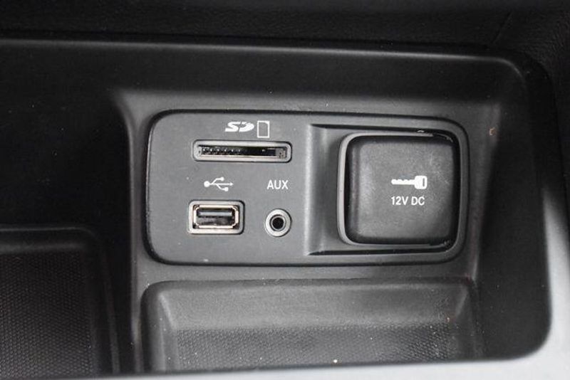 Used 2018 Jeep Cherokee LimitedImage 31