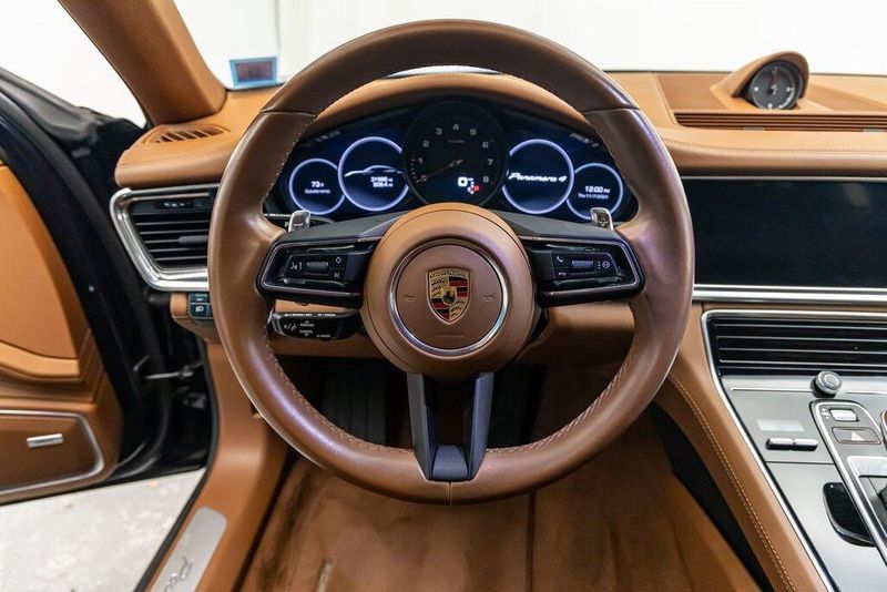 2021 Porsche Panamera 4Image 14