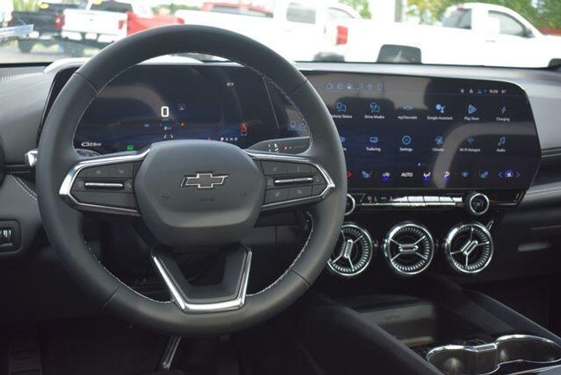 New 2026 Chevrolet Blazer EV LTImage 22
