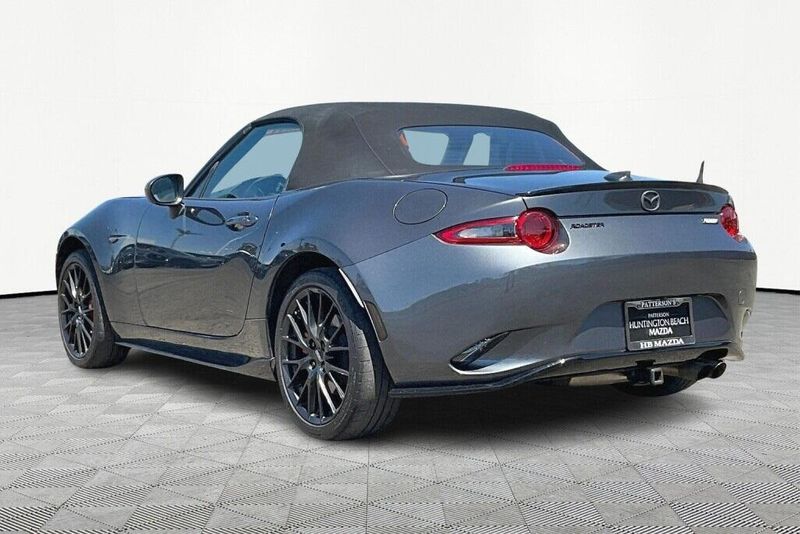 2017 Mazda Miata ClubImage 8