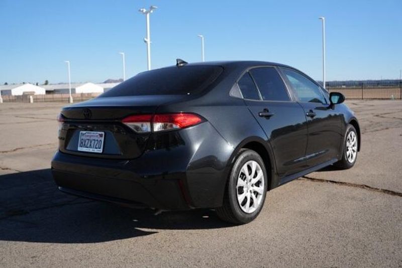 Used 2022 Toyota Corolla LEImage 7