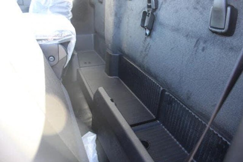 2024 RAM 2500 Tradesman Regular Cab Harbor BodyImage 33