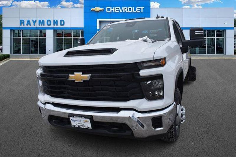 New 2025 Chevrolet Silverado 3500HD Work TruckImage 8