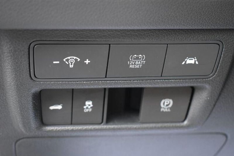 Used 2023 Hyundai Sonata Hybrid LimitedImage 23