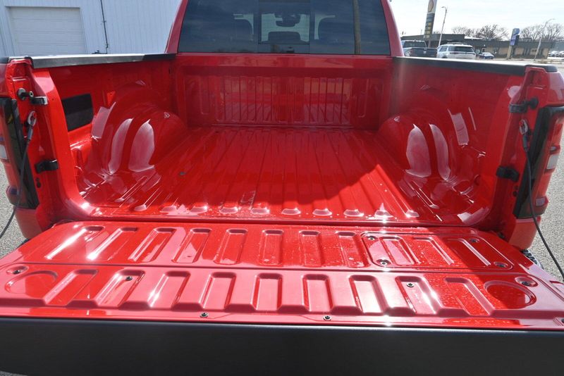 2025 RAM 1500 RebelImage 9