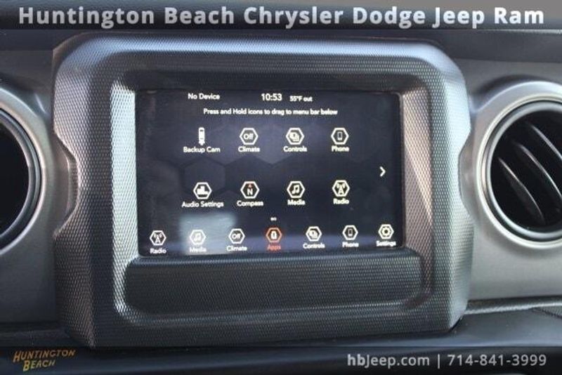 2022 Jeep Wrangler Unlimited WillysImage 27