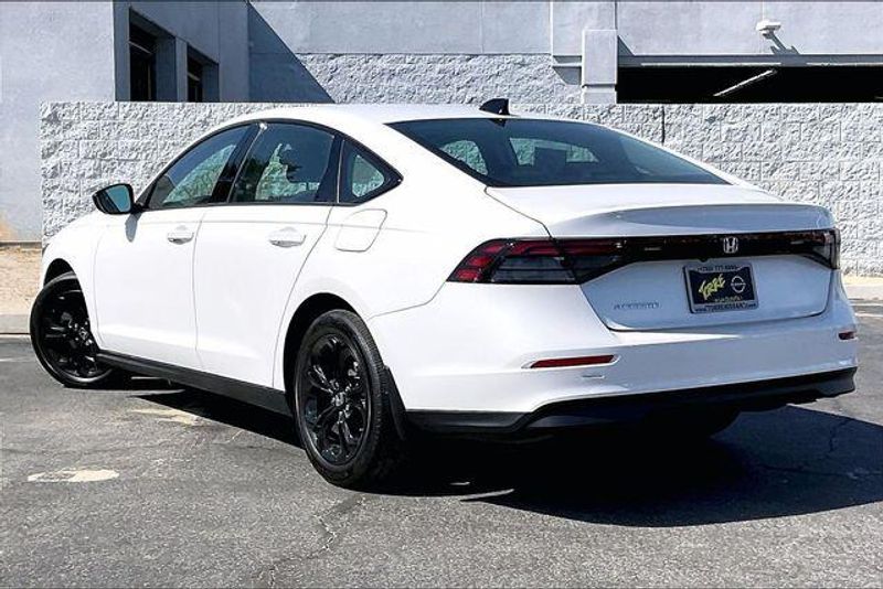 Used 2025 Honda Accord Sedan SEImage 10