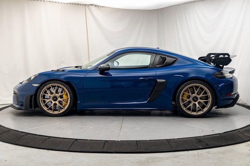 2023 Porsche 718 Cayman GT4 RSImage 2