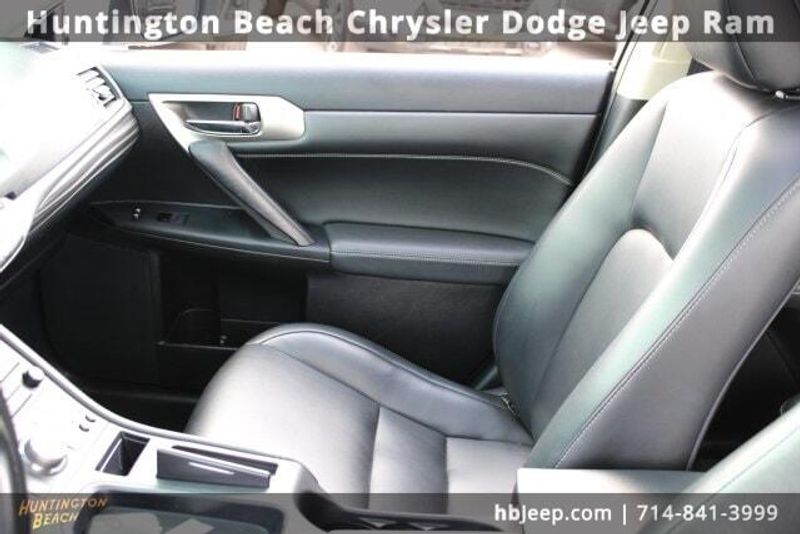 2017 Lexus CT 200hImage 27
