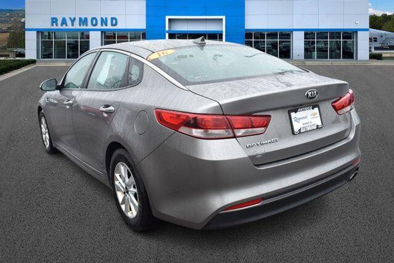 Used 2016 Kia Optima LXImage 5